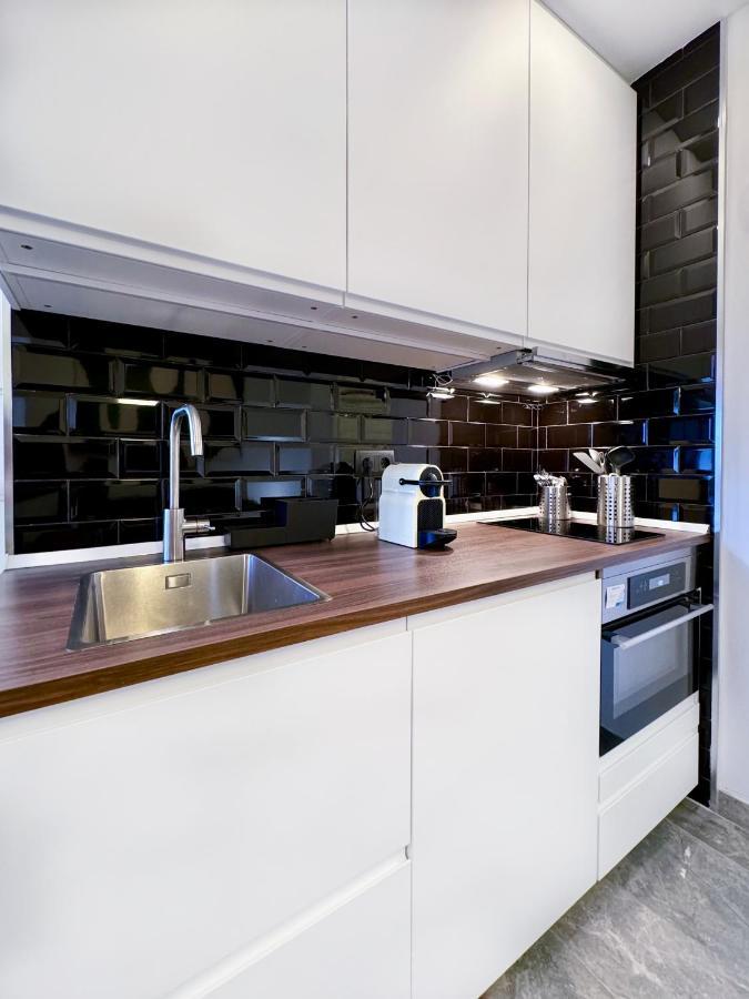 Charming Madrid Principe Pio Apartment Bagian luar foto